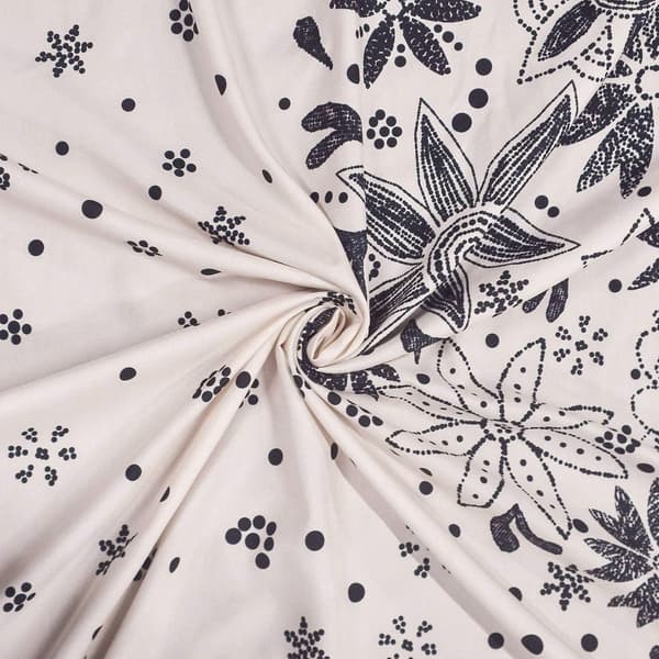 Bohemisk väggbonad, beige vit blommig gobeläng med