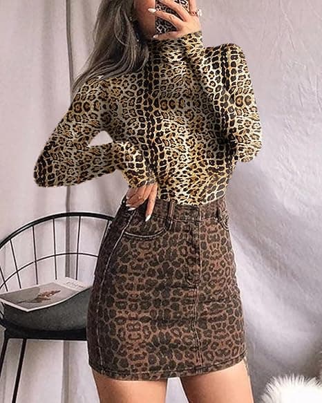 Kvinners langærmet turtleneck-topper (leopard, stor)