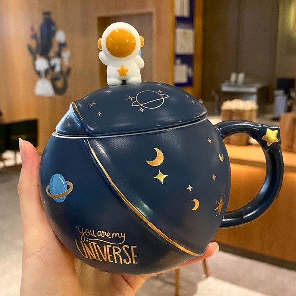 Söta astronautmuggar med lock, Kawaii Novelty Ceramic Coffee Mug,