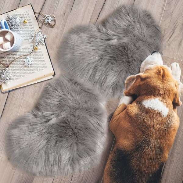 2 stk. Fluffy Faux Fluffy Tæpper Fluffy Hjerteformede Områdetæpper B