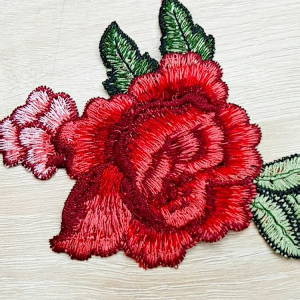 8 stk. blomsterbroderede patches sy på patches rose patch