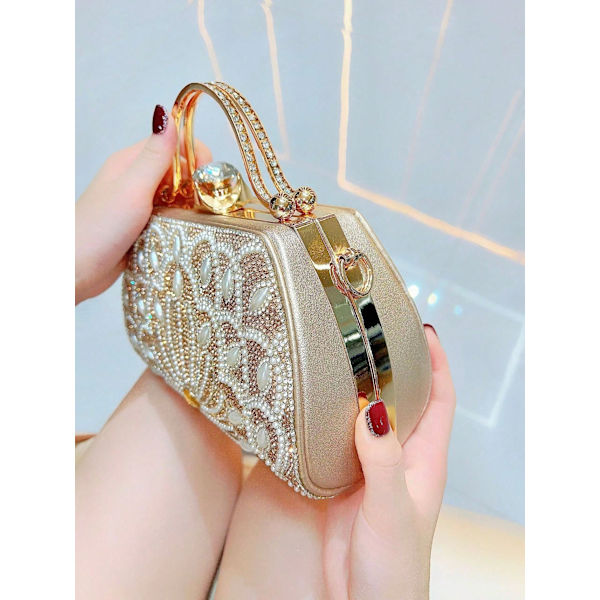 Naisten clutch kimaltelevilla strasseilla ja kristalleilla, paljeteilla, morsiuslaukku, helmiä, iltalaukku häihin, juhliin, tanssiaisiin Silver