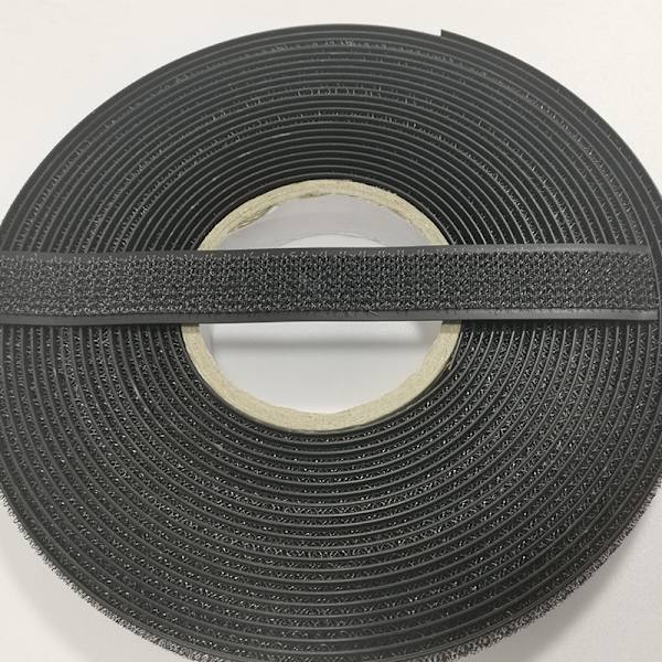 38mm x 30m rull selvklebende borrelås, tung