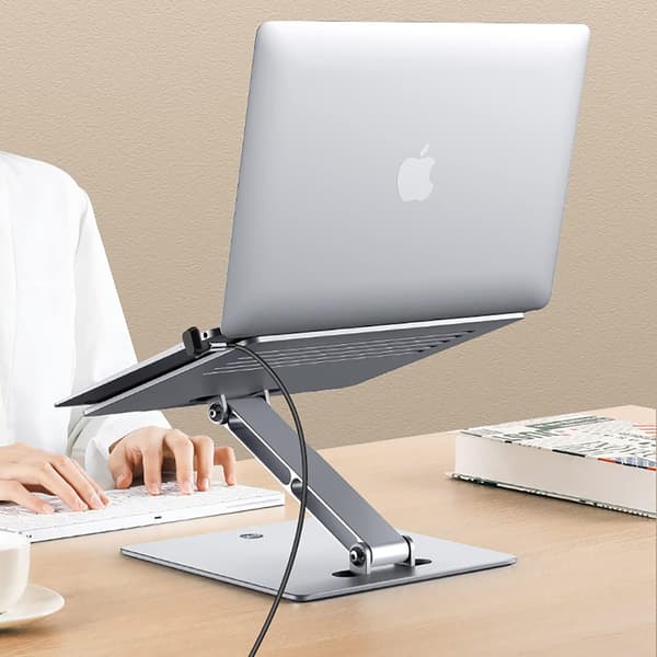 40 Gbps:n USB-C-sovitin, 40 Gbps:n U-muotoinen USB4-sovitin (2 kpl), PD100