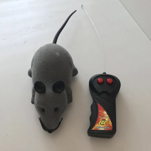 1 st grå fjärrkontroll mus leksak katt 3 år gammal barn gåva gr
