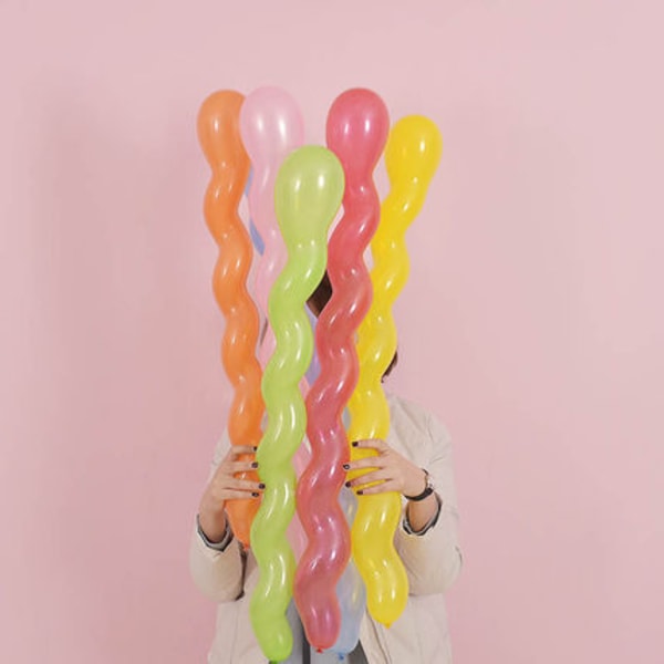 Pack of 100 very long colored latex balloons