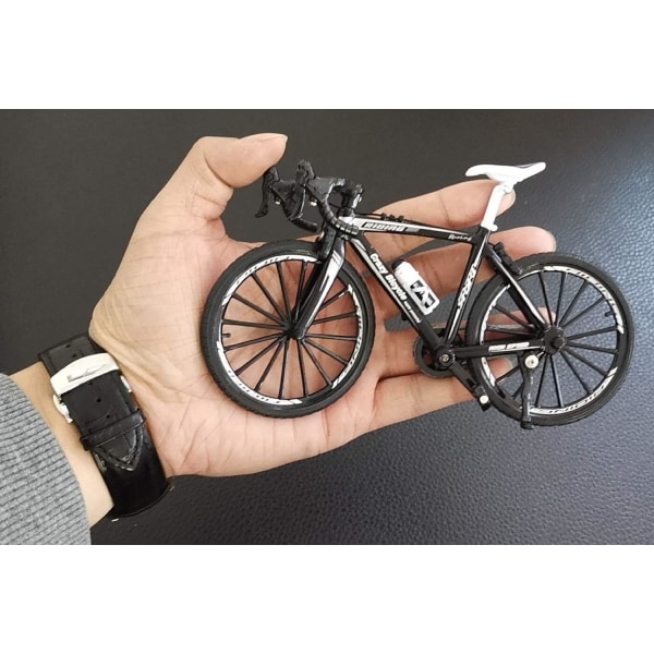 1 stk. pakke: 8-legering simuleringscykelmodel pendul mini