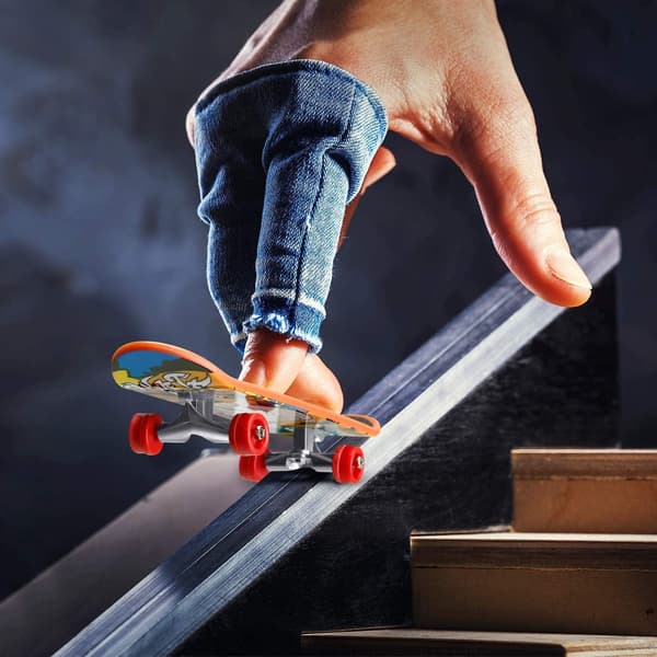 24 st mini fingerboards med 32 utbytbara