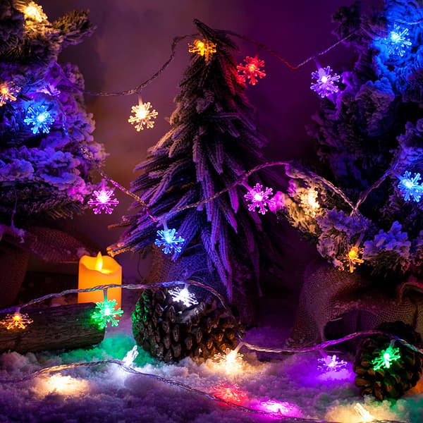 Julelys, 20ft batteridrevne snøfnugg-lyskjede,