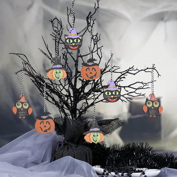 24 dekorative Halloween-trepynt