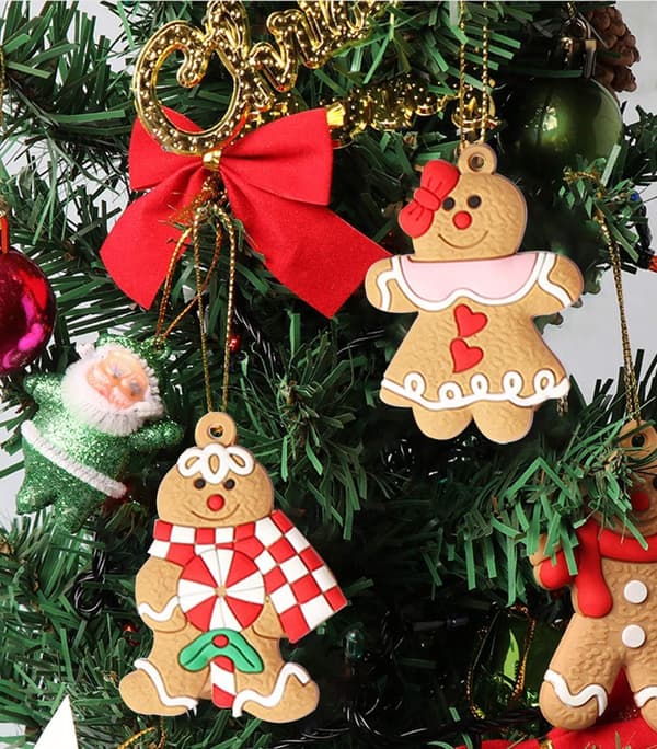 12 pepparkaksgran julgransprydnader - olika plastpepparkakor