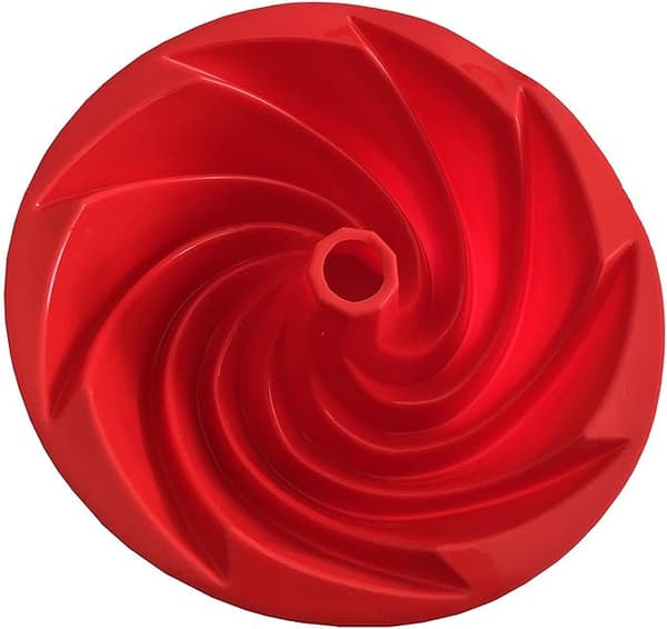 Sett med fire, tilfeldig farge, silikonkakeformer / spiralformet