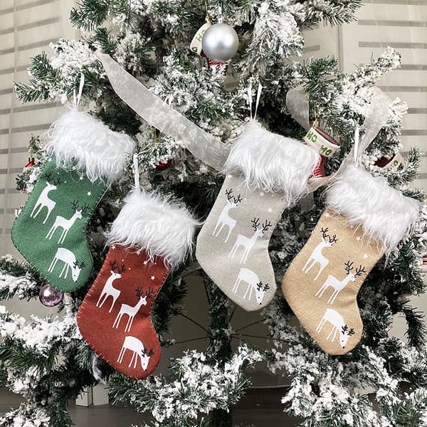 Små julekuler til oppheng, godtepose, dekorasjon