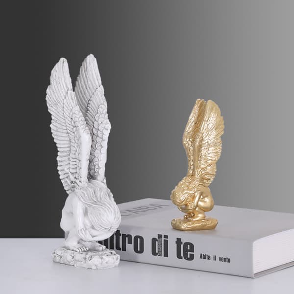 Religiøs havefigur, mindesmærkeengel og forløsningsstatue, P