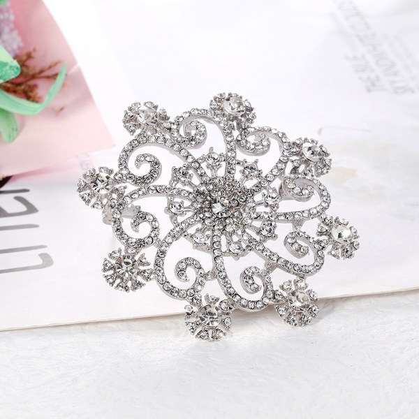 Suuri jäätynyt talvipyörre lomat CZ Cubic Zirconia huivi