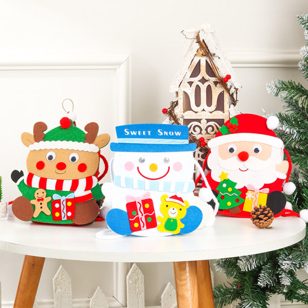 Tre julpåsar för barn Gör-det-själv handgjorda juldekorationer Dagispussel Julklappar Variant i storlek