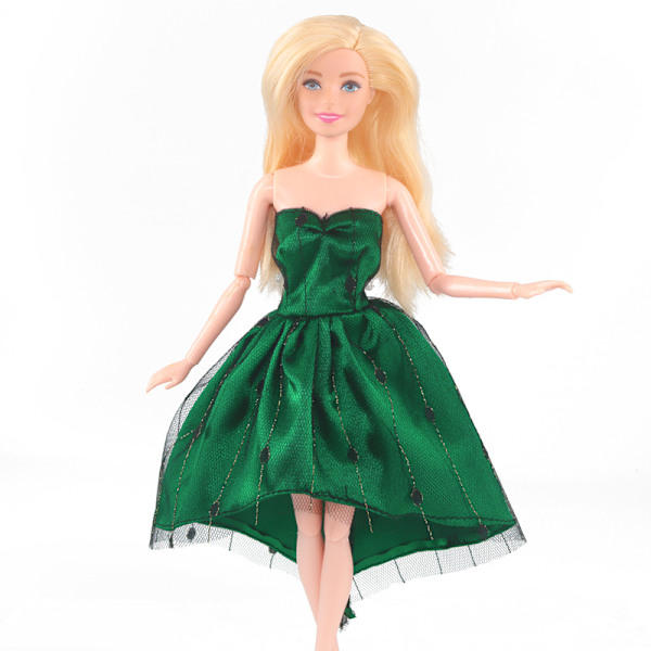 Barbie-muotiasu, 5 osaa, 5 nuken tarviketta, 3-14-vuotiaille