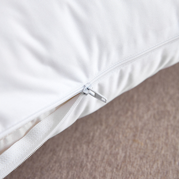Par hvite putetrekk, strikkede putetrekk i polyester, Wate