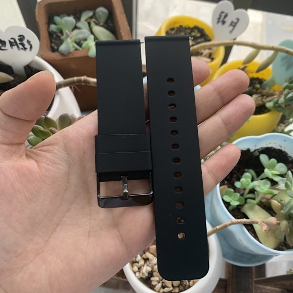 Silikone Urremme med Sort Spænde - 20mm