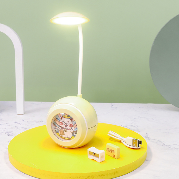 Tegneserie-skrivebordsdekorationer mini skrivebordslampe øjenbeskyttelse læsning studie skrivebordslampe syv farvede lys børnenatlys (Beige)
