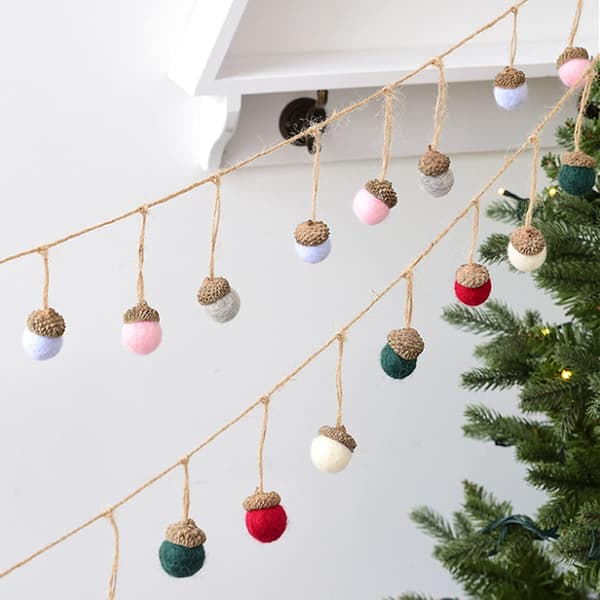 24 Pakk Filtede Eikenøtt Ornamenter, Ull Filtede Pompoms Eikenøtt Girlander