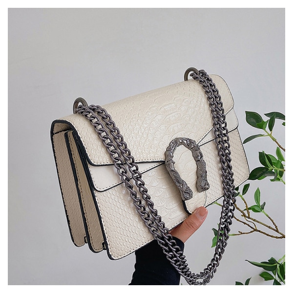 Evening Crossbody Bag för kvinnor - Snake Print Leather Messenger