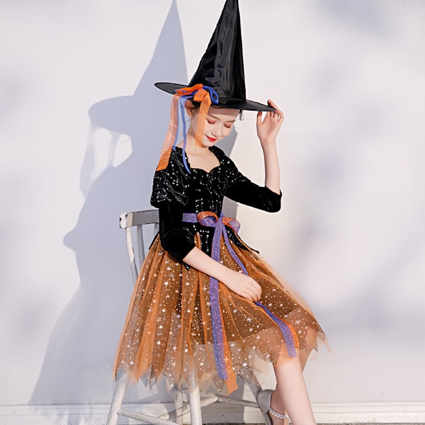Tyttö noita pukeutua esitysasu Halloween lapset noita