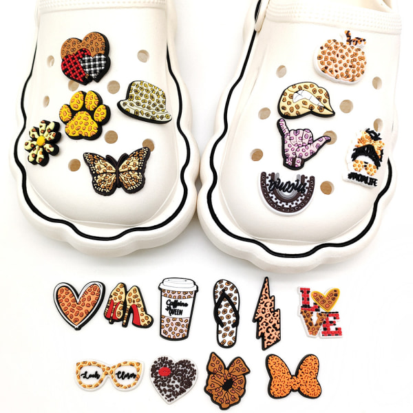 20 stk. 3D-sandaler til pynt (leopardprint), skocharms