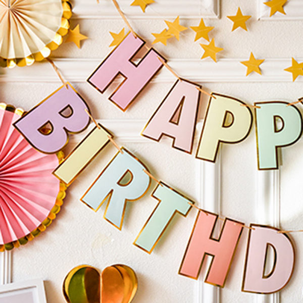 2 stk. Happy Birthday Banner Bunting Designe Fed Bogstav Dekoration