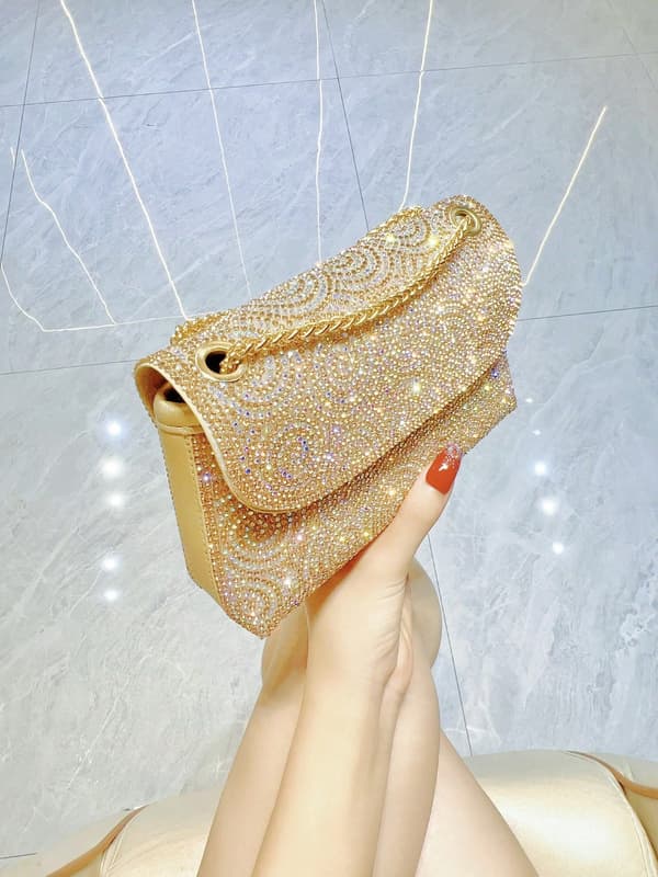 Rhinestone Clutch Handväskor för Kvinnor, Kedjeväskor, Glittrande Kvällsväskor för Cocktail, Bal, Fest och Bröllopsfirande silver