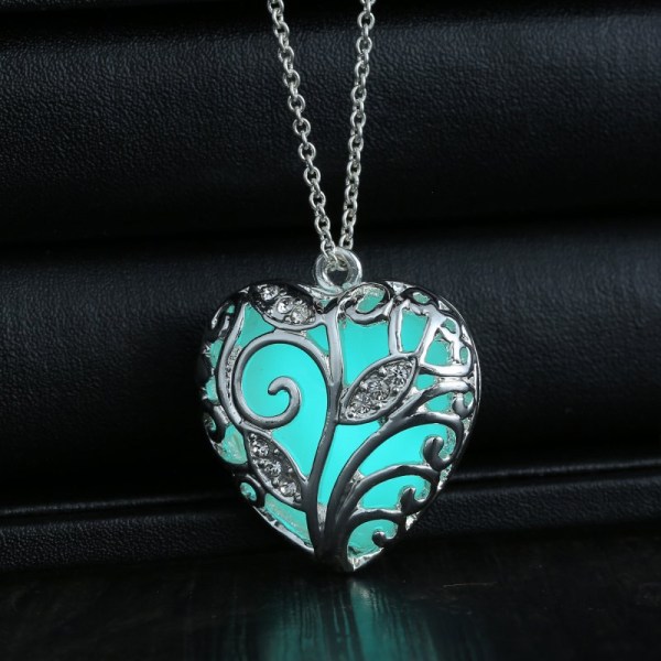 Luminous Luminous Locket -riipus kaulakoru naisille, jossa on taianomainen F