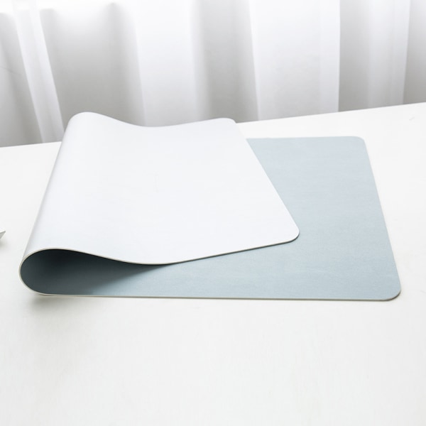 Double-sided waterproof mouse pad (blue + silver)