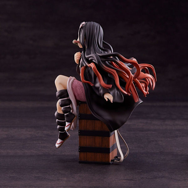 Ghost extinguish the blade hearth miya bean girl anime hand offi