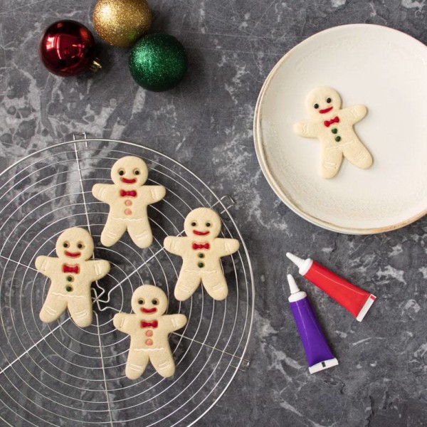 4 st plast pepparkaksgubbe kakform vit bakverktyg DIY C