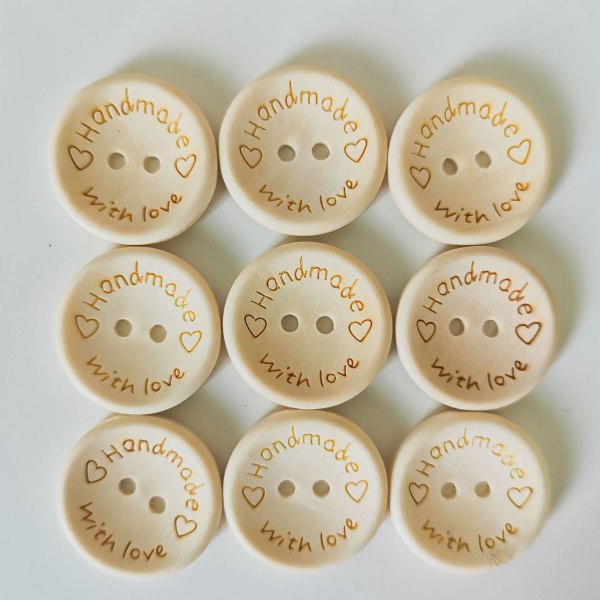 15mm sydämenmuotoiset puiset napit 1 kpl Pyöreät puiset napit