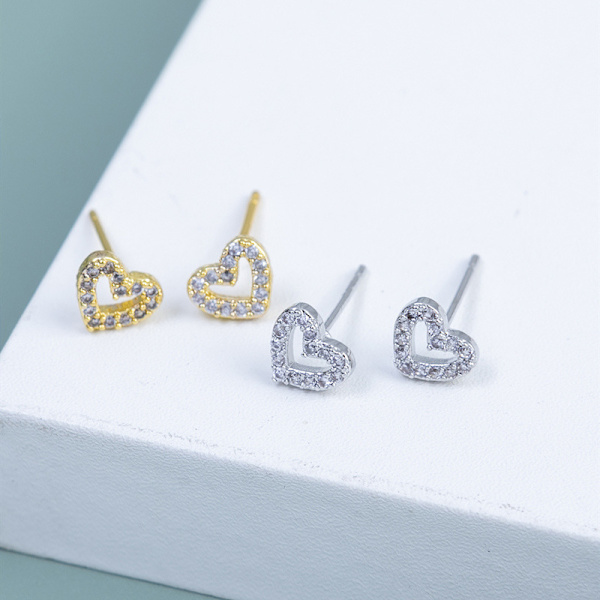 14K Gult Gull Simulert Diamant CZ Åpen Hjerte Brusk Piercing