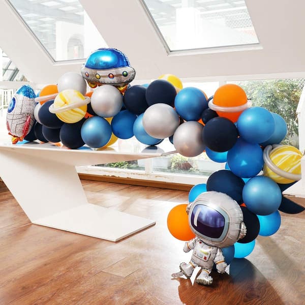 Outer Space Party Decorations Ballong Garland Kit
