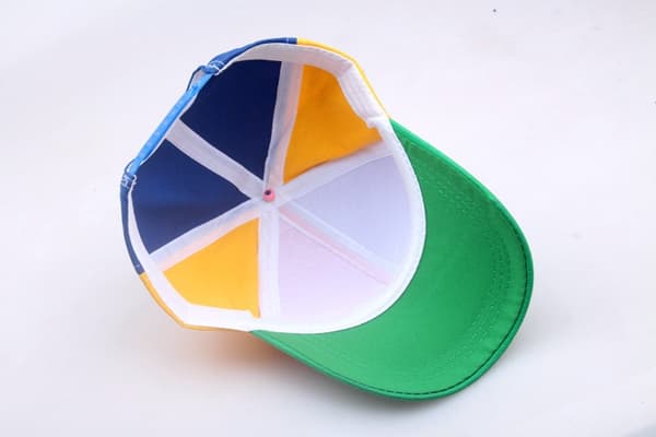 Voksenpropellhatt