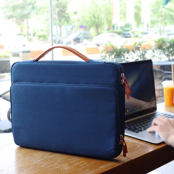 Passar för laptopväskor 13,3-15,4 tum 14.1-15.4 inch