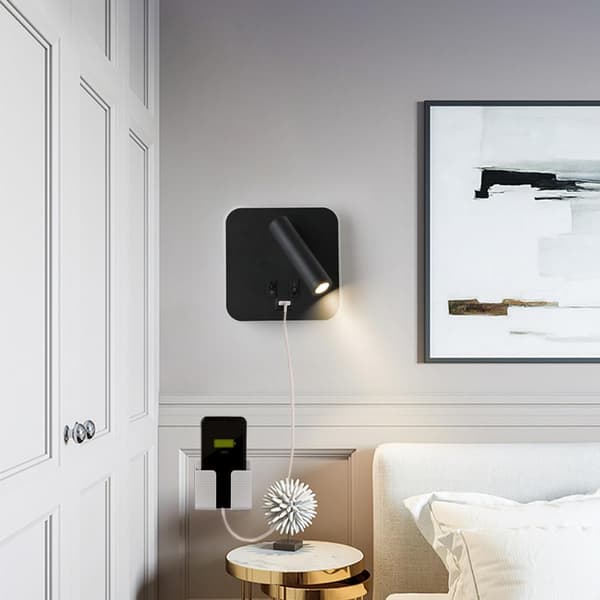 Sengelampe med vegglampe og ladebryter