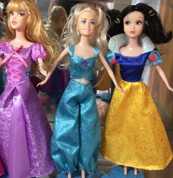 13 stykker 30cm Barbie dukketøj Snehvide langt hår sovende