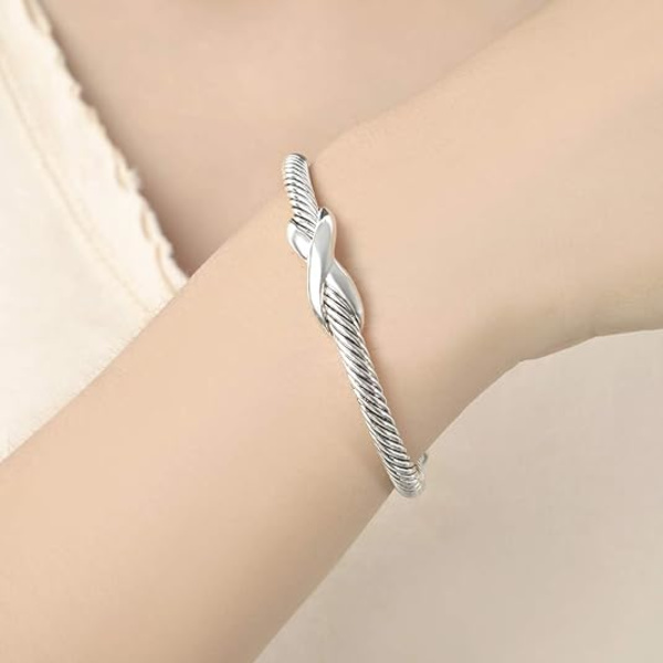 Armband Designer Varumärke Inspirerad Antik Kvinnor Smycken Kors Cab