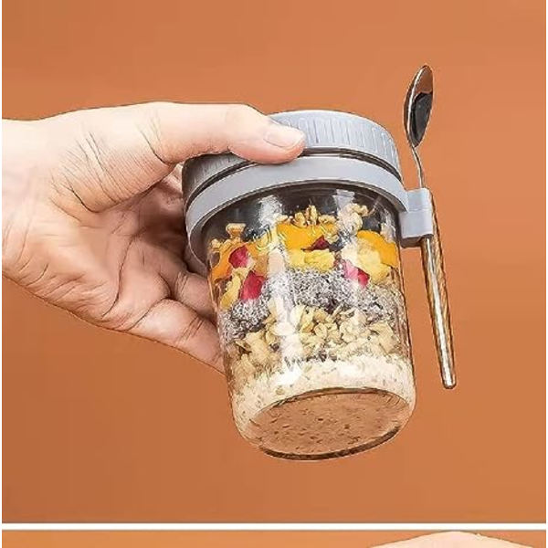 Yön yli kaurahiutaleastia kannella ja lusikalla, suuri ilmatiivis 10oz