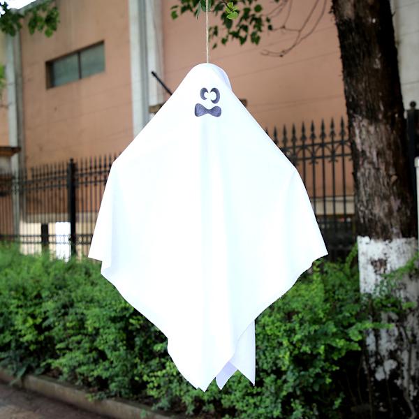 Halloween Ghost Hengedekorasjon for utendørs bruk - Skummel og vennlig Hallowma