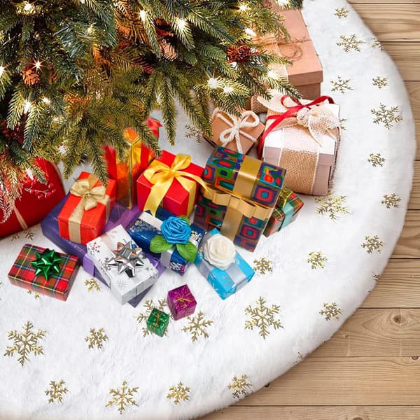 Stor vit julgransmatta i plysch