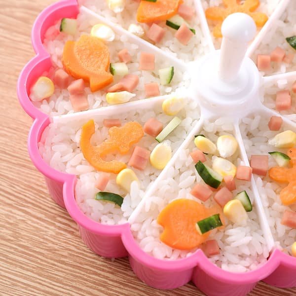 Kakeplate sushiform kreativt sett hjerteformet sushiform bakin