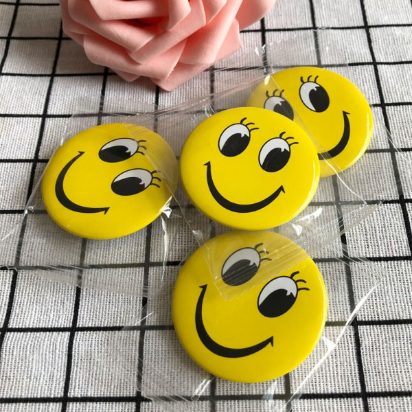 10 stk Mini Plysj Leker, 3cm Emoji Nøkkelring Emoji Nøkkelring for Barn