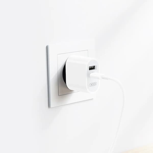 Dual-port laddare 1x USBA 1x USB-C
