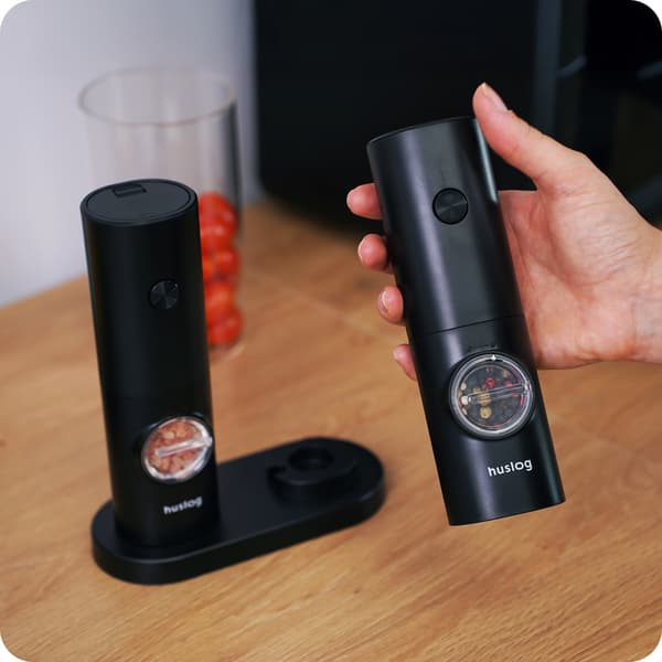 Huslog Set med batteridrivna kvarnar röd