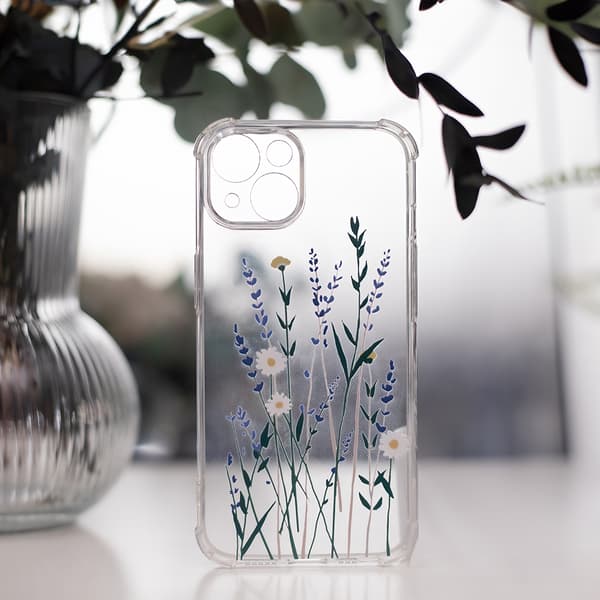 Ultra Trendy skal för iPhone 12 Meadow 3